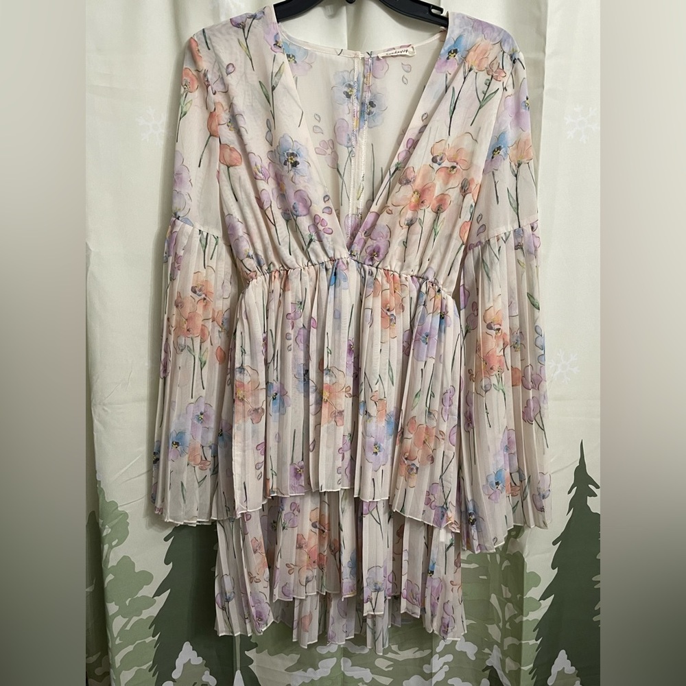 Sunday up floral print bell sleeve mini dress size small